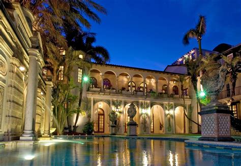 versace villq|gianni versace house.